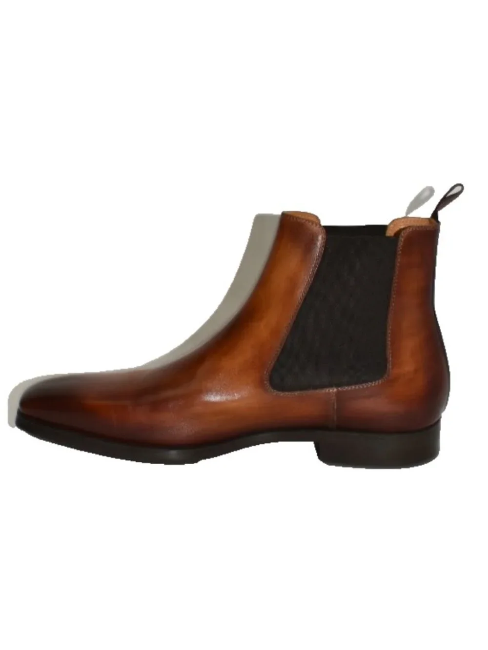 New! MAGNANNI Riley Smooth Leather Chelsea Boots Cognac Brown Size 10.5 M DD150A